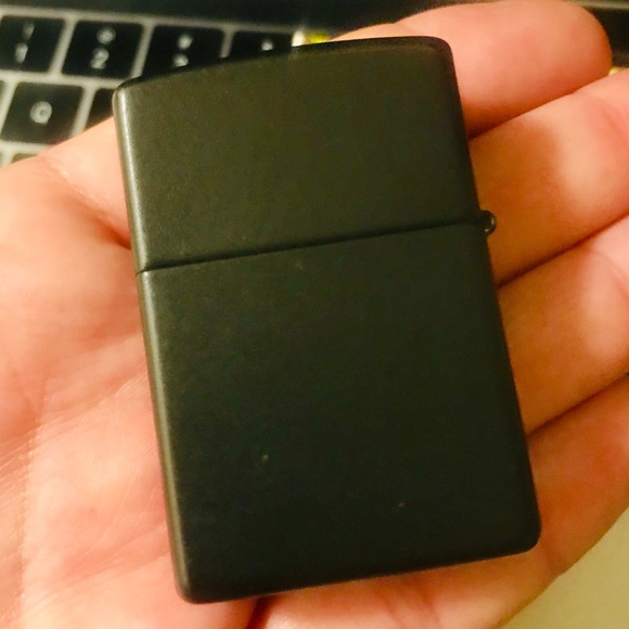 ZIPPO "PLAYBOY" KEITH HARING BUNNY POP ART✨ - Picture 2 of 5